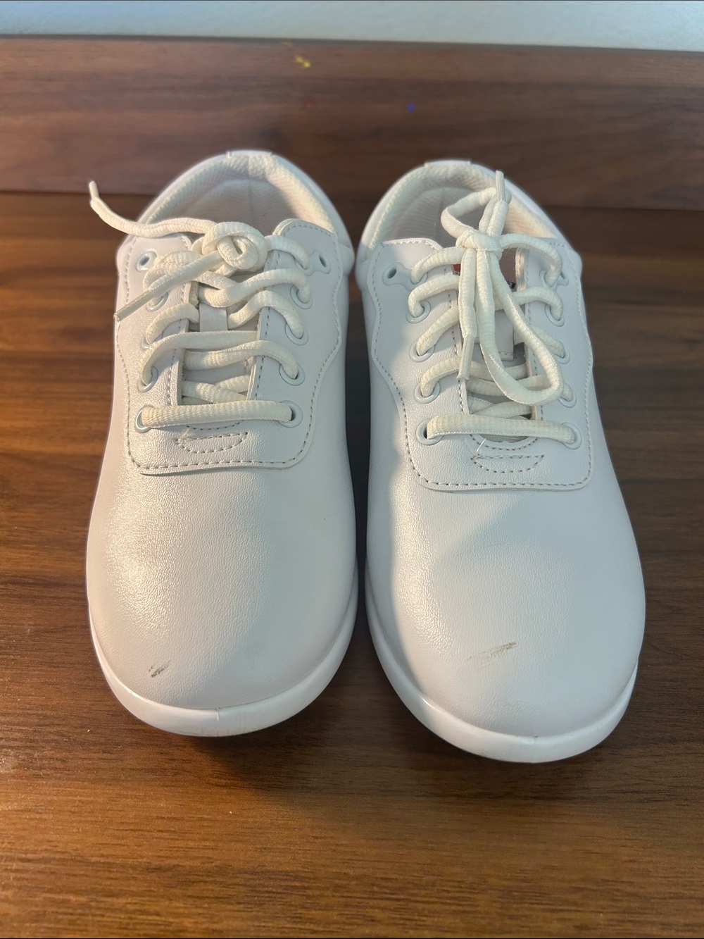 Unisex White Lace-Up Marching Shoes